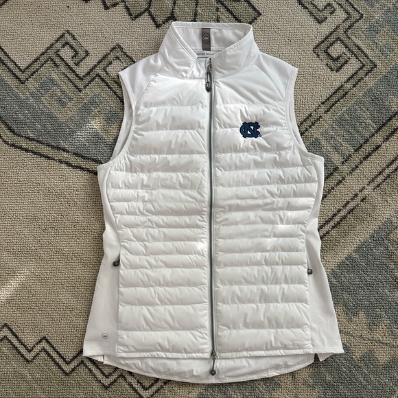 NWT Peter Millar Women’s Fuse Hybrid Vest - Medium - White w UNC Logo - Picture 2 of 7